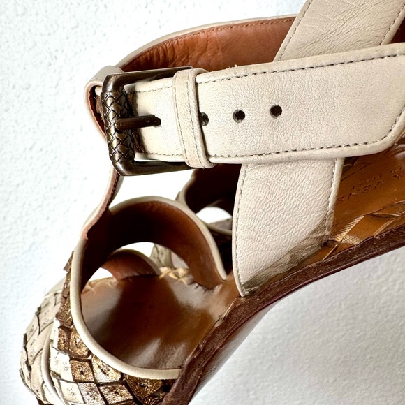 Bottega Veneta Cream and Bronze Intrecciato Heel Sandals - Picture 12 of 15